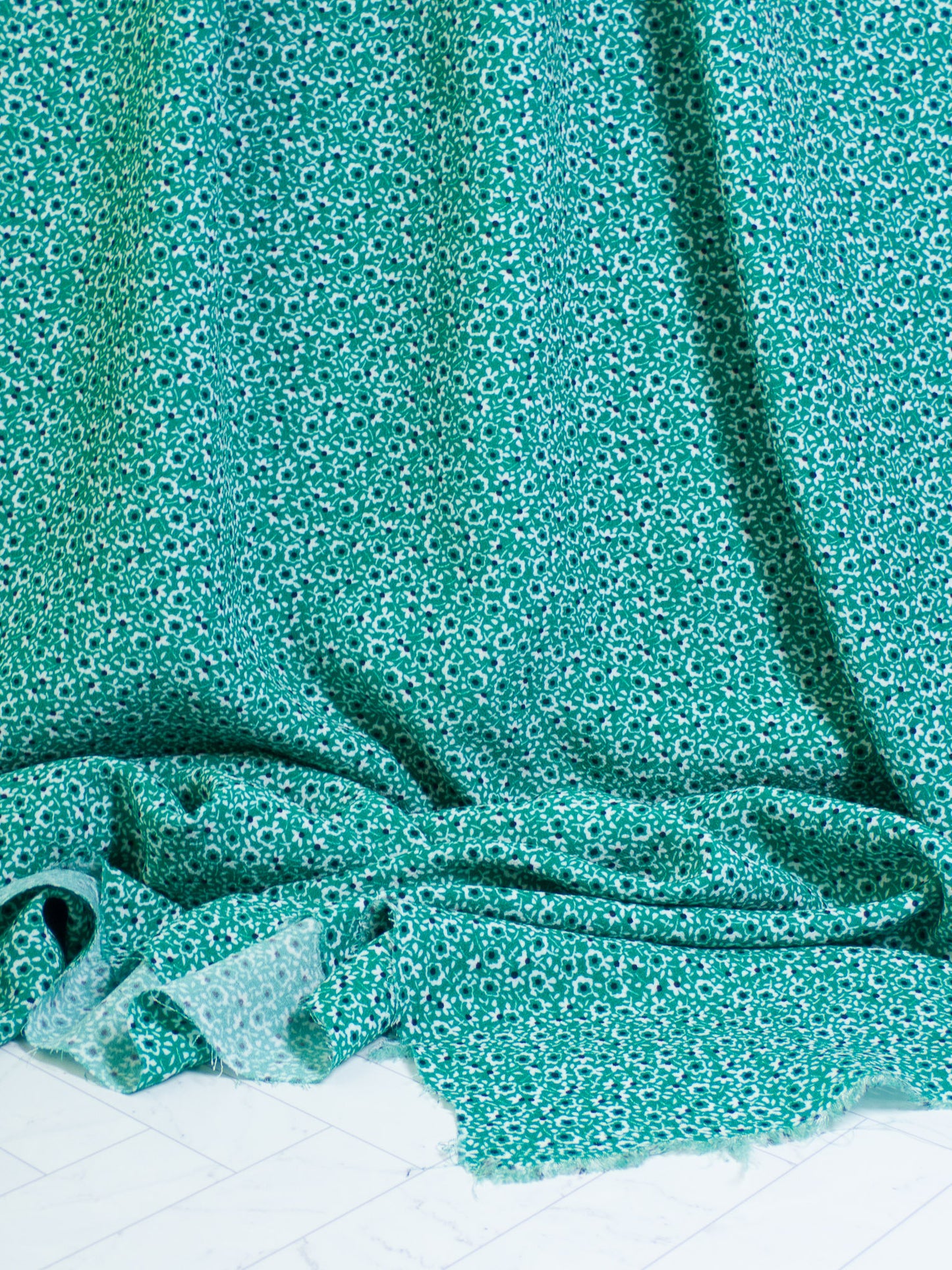 Ditsy Floral Lightweight Viscose Rayon - Green