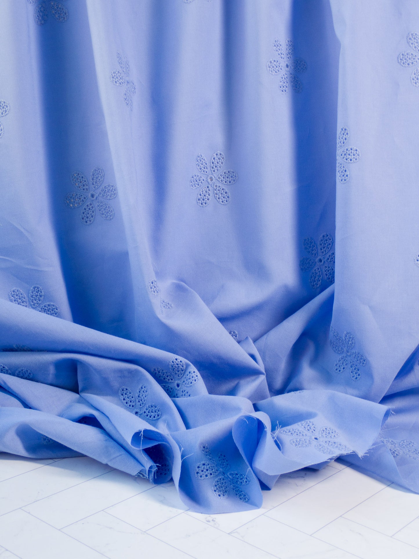 Daisy Eyelet - Periwinkle